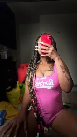 OnlyFans cuenta raejanae header 2