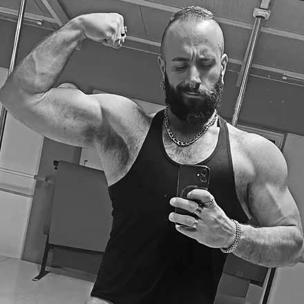 OnlyFans cuenta xman990 header 2
