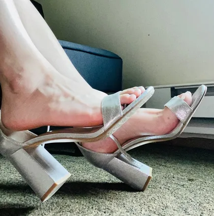 OnlyFans cuenta latinafeetonly5 header 2
