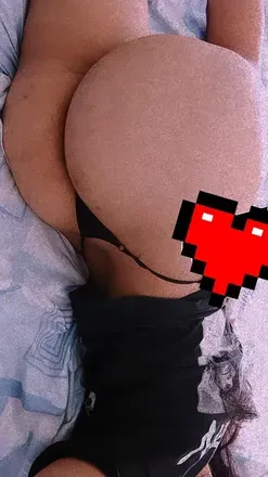 OnlyFans account  romorena avatar 1