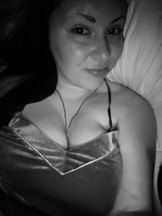 OnlyFans cuenta viixenwife95 avatar 1