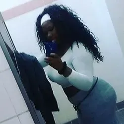 OnlyFans cuenta layla_2_badd avatar 1