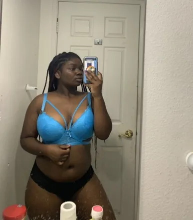 OnlyFans cuenta u70940235 header 2