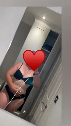 OnlyFans cuenta emily22023 avatar 1