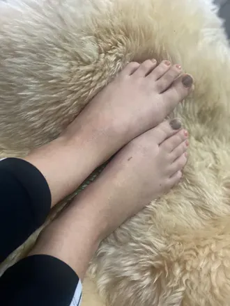 OnlyFans account  flirty_feet_honey avatar 1