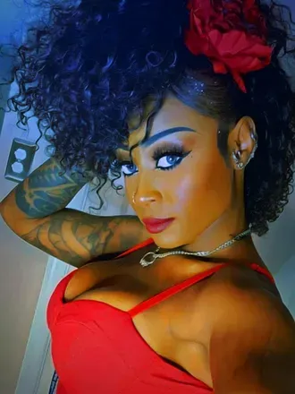 OnlyFans cuenta iambornqueen avatar 1