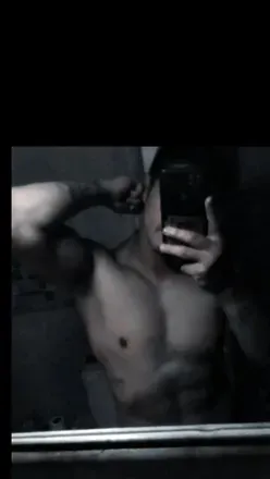 OnlyFans cuenta nicolas96616379 header 2