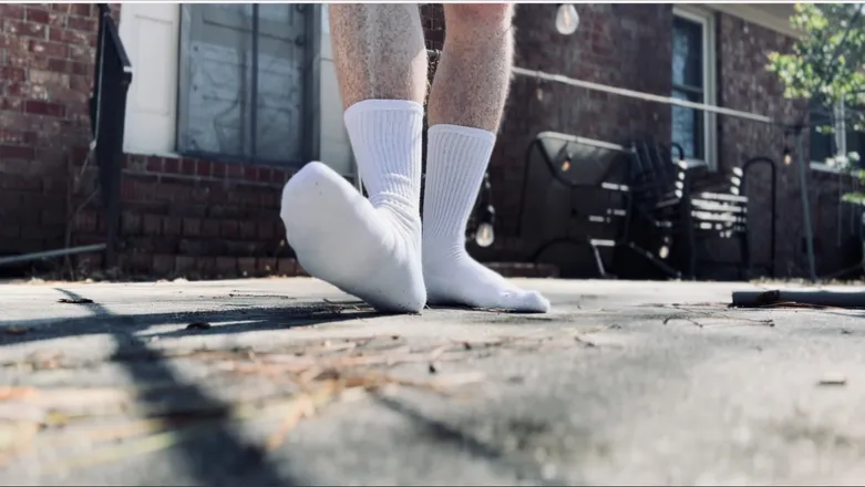 OnlyFans cuenta gingerboyfeet header 2