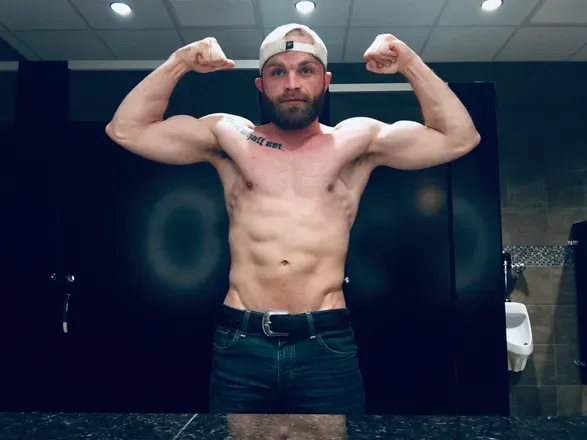 OnlyFans cuenta daddydom326 header 2