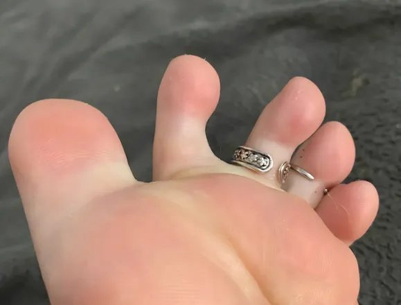 OnlyFans cuenta urfeetgirll1 header 2