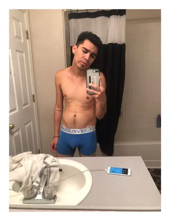 OnlyFans cuenta uncuttwink header 2