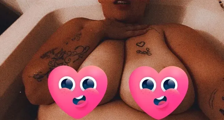 OnlyFans cuenta kaye069143 header 2