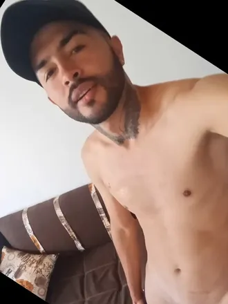 OnlyFans cuenta santiago_master header 2