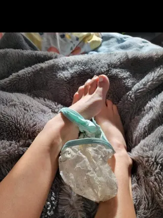 OnlyFans cuenta footfantasylover header 2