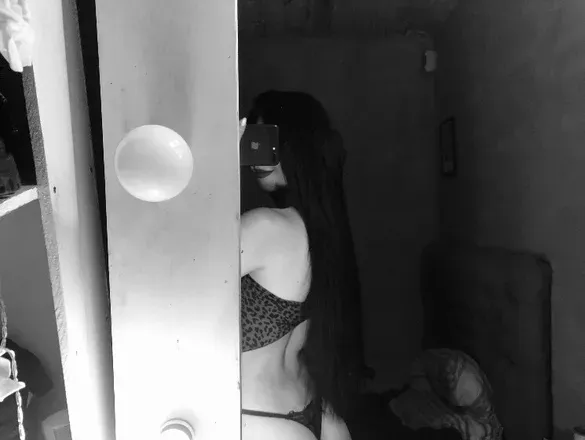 OnlyFans cuenta florcita_free avatar 1