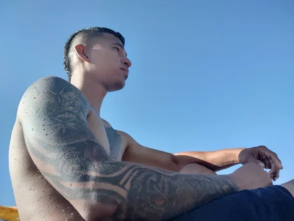 OnlyFans cuenta alejito121295 avatar 1