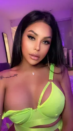 OnlyFans account  foxyexlusive avatar 1