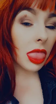 OnlyFans cuenta ginger_momnextdoor avatar 1