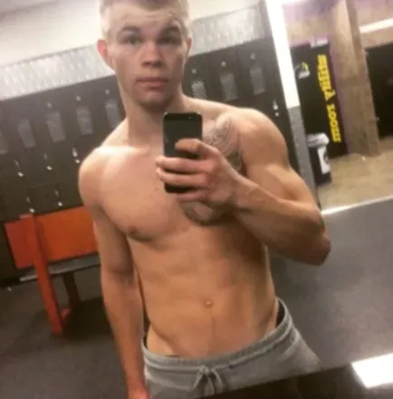 OnlyFans cuenta juicyboi_69 avatar 1