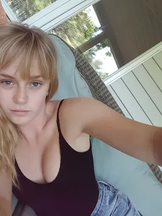 OnlyFans cuenta rose_vankleek avatar 1