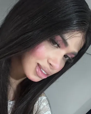 OnlyFans cuenta imsophiemm header 2
