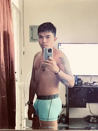 OnlyFans cuenta lustanddesire2002 avatar 1