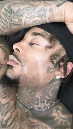 OnlyFans cuenta flyguytattedd header 2