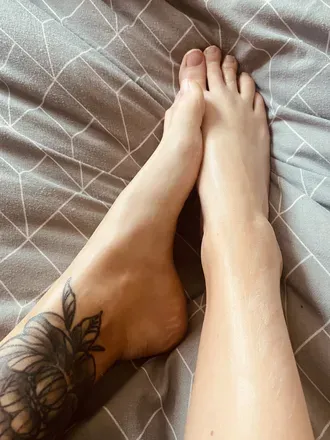 OnlyFans account  foodandfeetbaby avatar 1