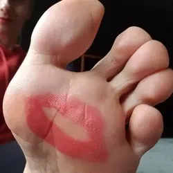 OnlyFans account  polishfeetishqueens avatar 1