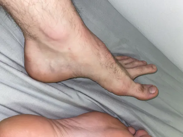 OnlyFans cuenta f33t4fools header 2
