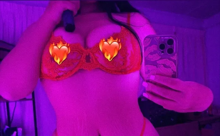 OnlyFans cuenta mysteriousmadz header 2