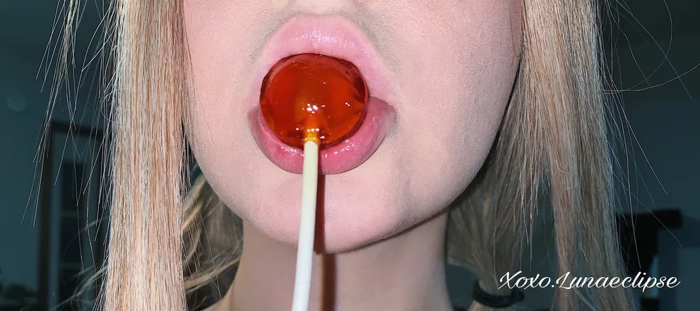 OnlyFans cuenta xoxo.lunaeclipse header 2