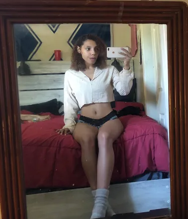 OnlyFans account  playygirl.x header 2