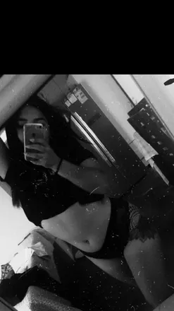 OnlyFans cuenta morenalp22 header 2