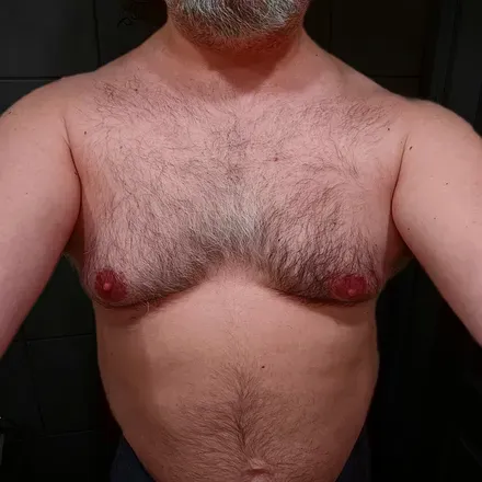 OnlyFans cuenta yourneighborsdaddy avatar 1