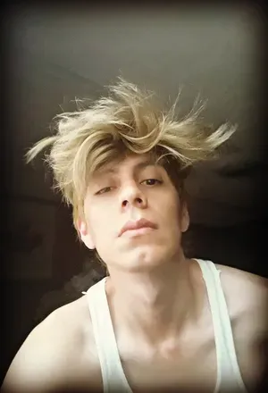 OnlyFans account  efrarmed avatar 1