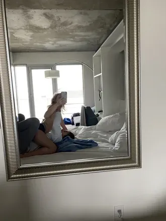 OnlyFans account  bisexualbrooklynbabes avatar 1