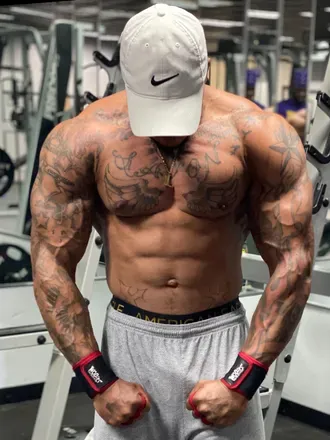 OnlyFans cuenta livefitnesss avatar 1