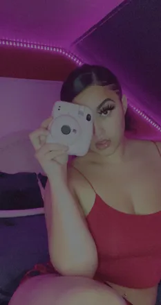 OnlyFans account  prettyeb header 2