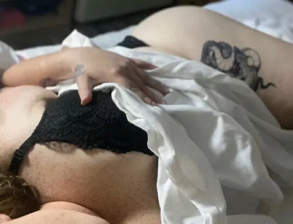 OnlyFans cuenta kinky_red_sonja header 2