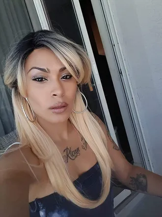 OnlyFans account  ricanroyaltyatitsfinest header 2
