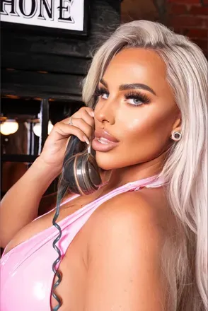 OnlyFans cuenta hannahambrose previous_avatars_1 3