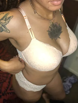 OnlyFans cuenta toptierlovey header 2