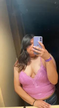 OnlyFans account  mari_marr_r header 2