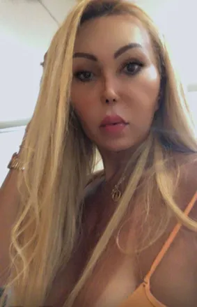 OnlyFans cuenta antonellatopbarros header 2