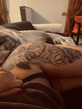 OnlyFans cuenta laylazoe90 header 2