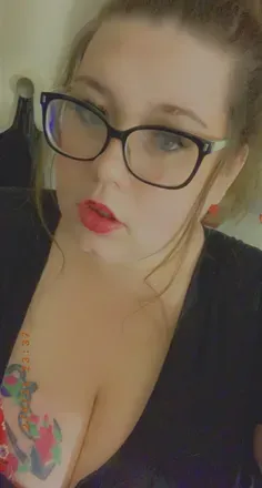 OnlyFans cuenta skittleselliemarie avatar 1