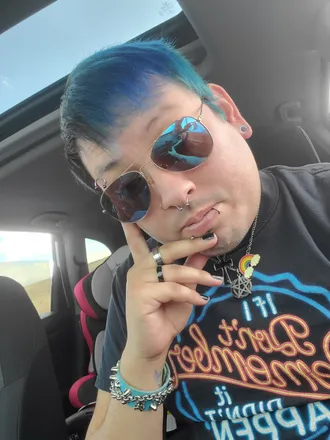 OnlyFans cuenta wickedqueerboibi header 2