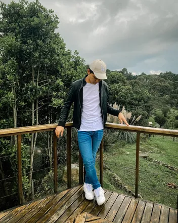 OnlyFans cuenta ayonelmartinez header 1