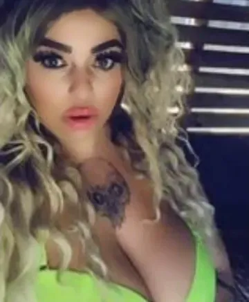 OnlyFans cuenta zoe.essex avatar 1